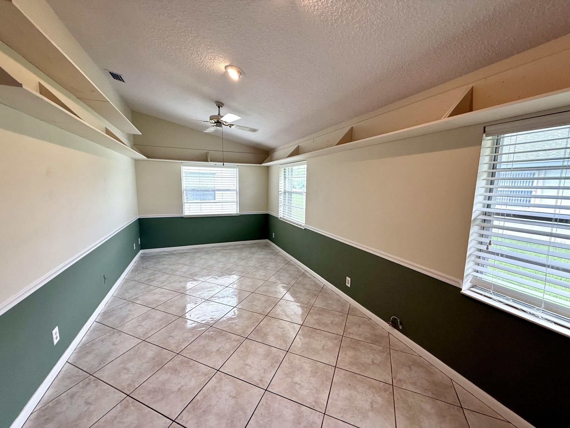 5253 Crystal Anne Drive, West Palm Beach, FL 33417 Photo