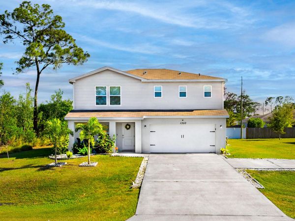 1350 SW PAAR Drive, Port St. Lucie, FL 34953