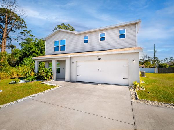 1350 SW PAAR Drive, Port St. Lucie, FL 34953