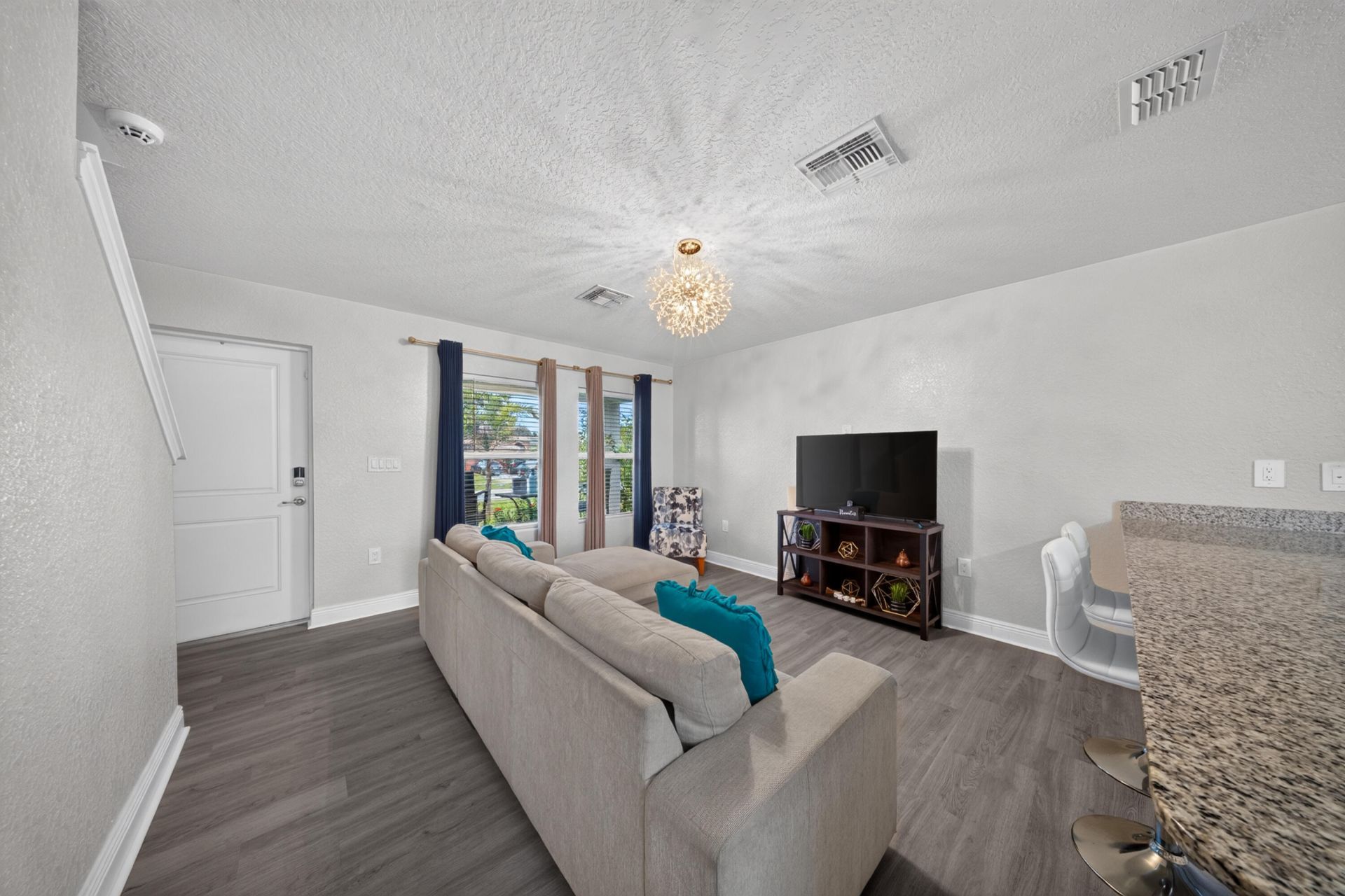 1350 SW Paar Drive, Port Saint Lucie, FL 34953 Photo