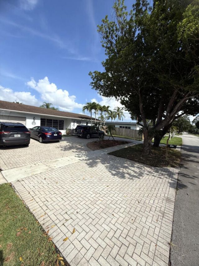 501 NW 98th Avenue, Pembroke Pines, FL 33024 Photo