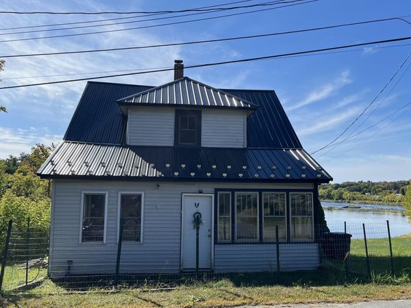 43 Nadeau Street , Old Town, ME 04468