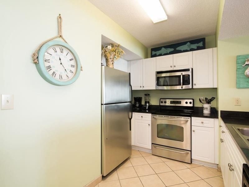 3000 N Ocean Blvd.  Photo 11
