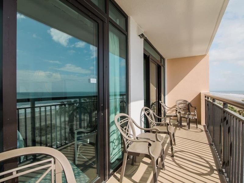 3000 N Ocean Blvd.  Photo 5