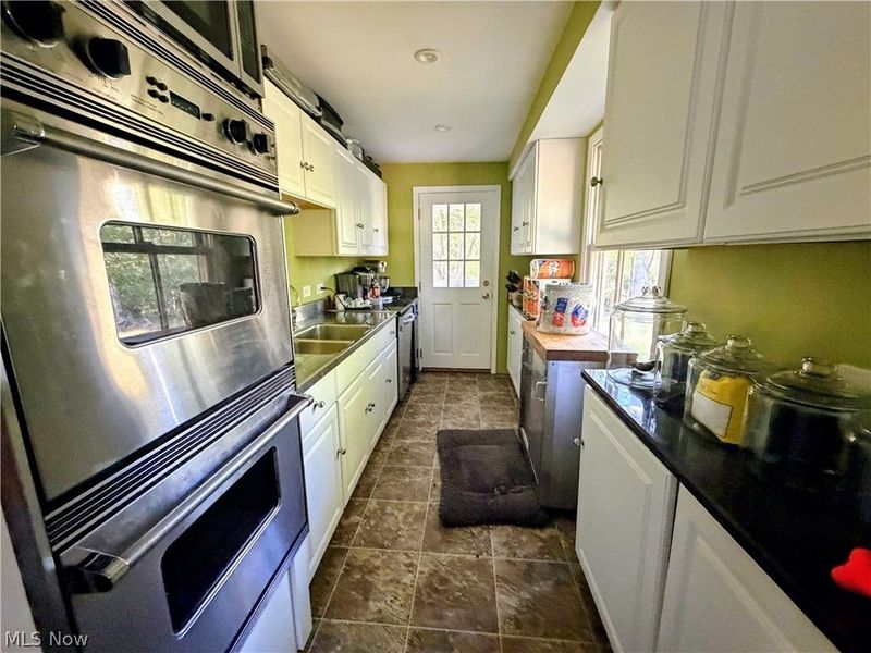 25390 Nobottom Road, Olmsted Township, OH 44138 Photo 22