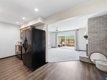 3552 Neerpark Drive, Lincoln, NE 68506