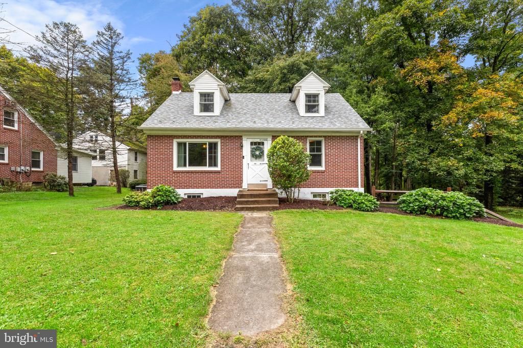 1685 DRY TAVERN ROAD, DENVER, PA 17517