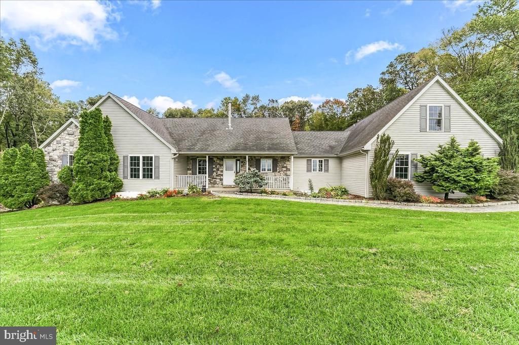 318 SPRINGHILL ROAD , QUARRYVILLE, PA 17566