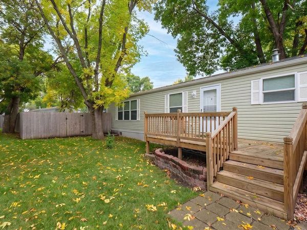 1324 Sandstone Drive, West Fargo, ND 58078