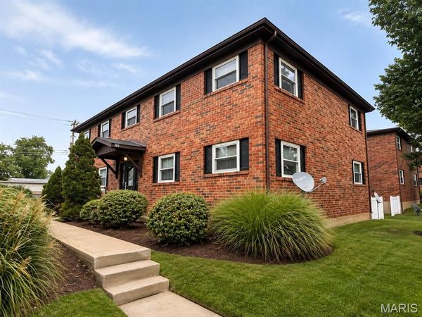 6733 Colony Acres Drive , Affton, MO 63123