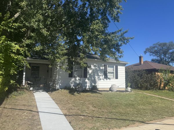 513 Julia Street NE, Grand Rapids, MI 49505