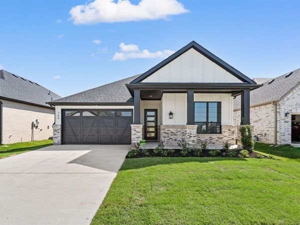 704 Blackbird Drive, Aledo, TX 76008