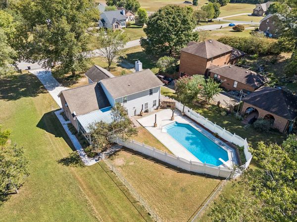 106 Rolling Meadow Dr , Clarksville, TN 37040