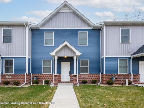 418 N Martin Luther King Junior Boulevard, Lansing, MI 48915