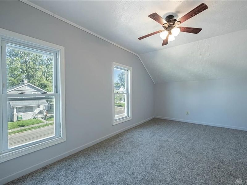 109 S Fostoria Avenue, Springfield, OH 45505 Photo 17