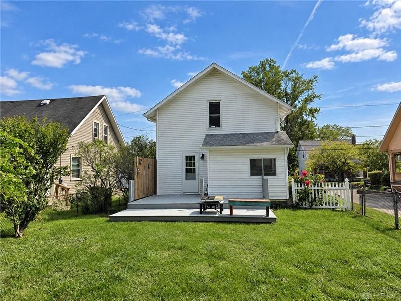 109 S Fostoria Avenue, Springfield, OH 45505 Photo 5