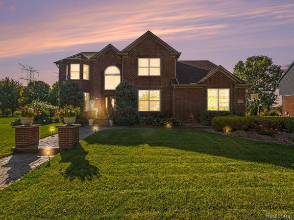 623 Ambleside Lane, Canton Township, Mi 48187