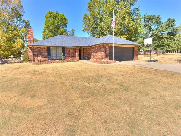 251 S Carolyn Drive, Choctaw, OK 73020