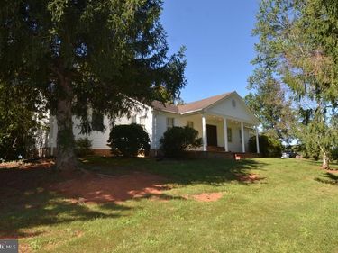 10540 MARSH ROAD, BEALETON, VA 22712