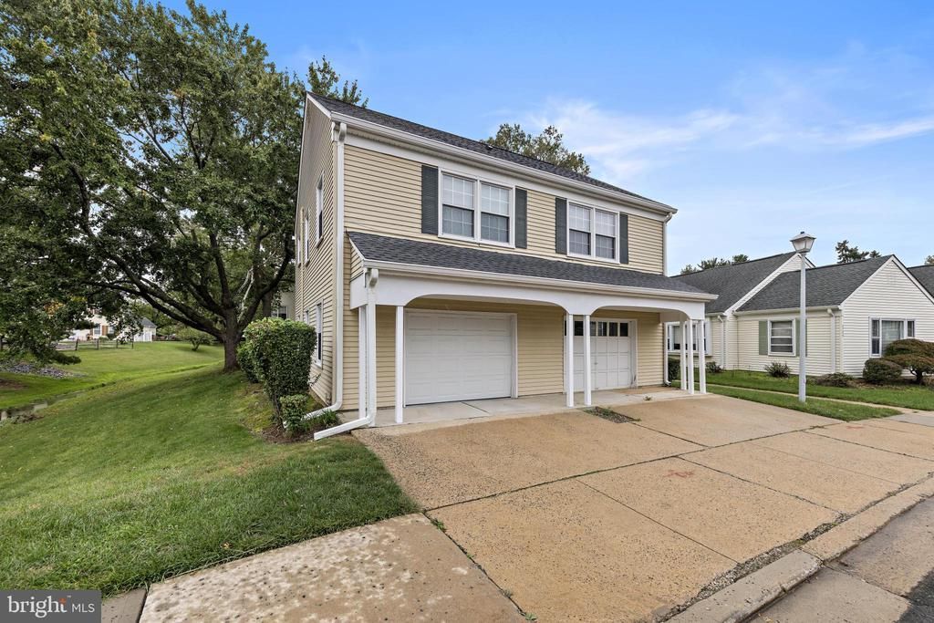 420 Newport Way, Unit 420A, Monroe Township, NJ 08831 Main Photo