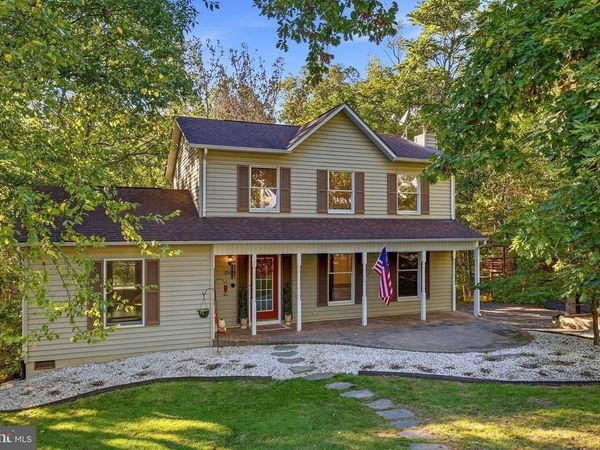 324 OVERLOOK DRIVE, CROSS JUNCTION, VA 22625