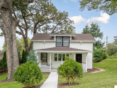1302 Avenue A, Plattsmouth, NE 68048