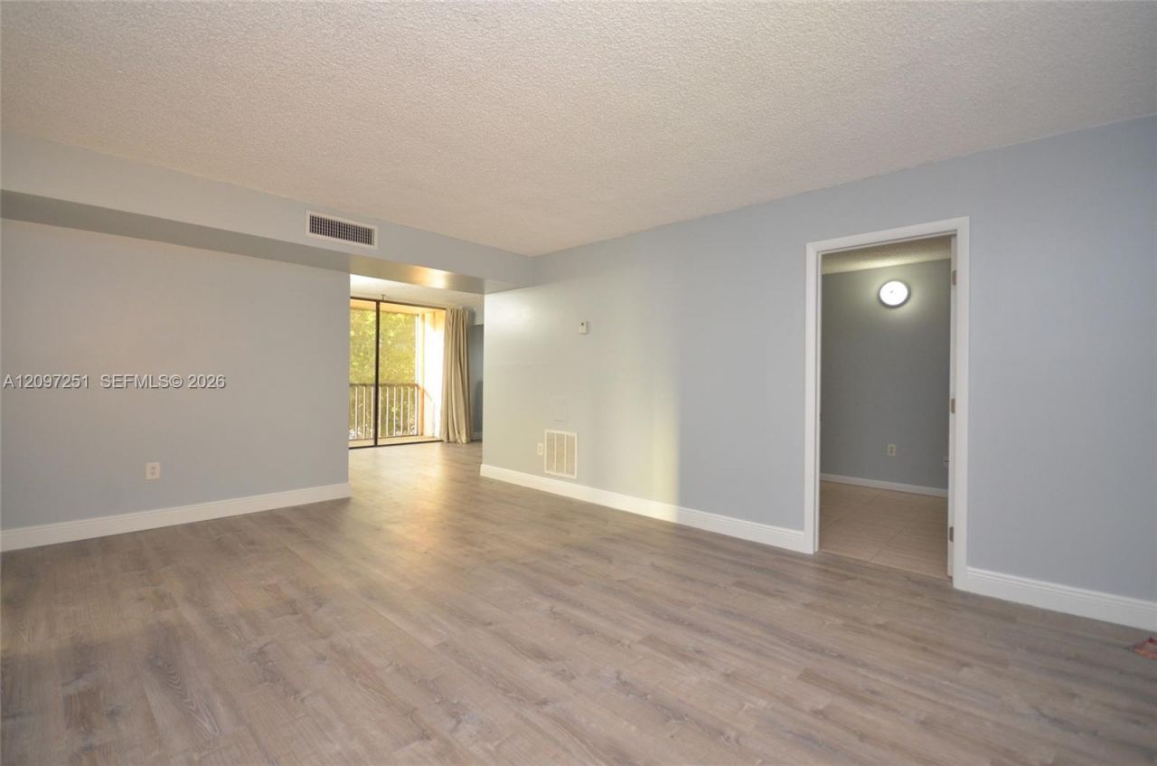 8600 SW 133rd Ave Rd , Unit 407, Miami, FL 33183 Photo
