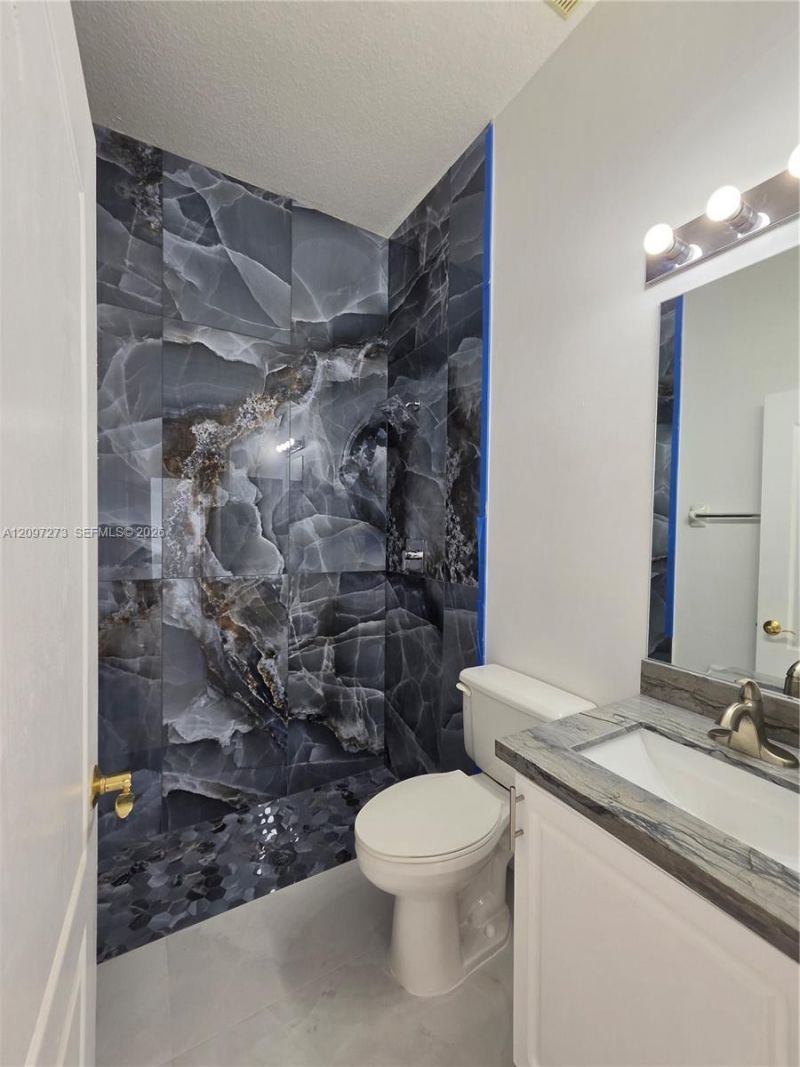 16240 SW 66 St , Miami, FL 33193 Photo