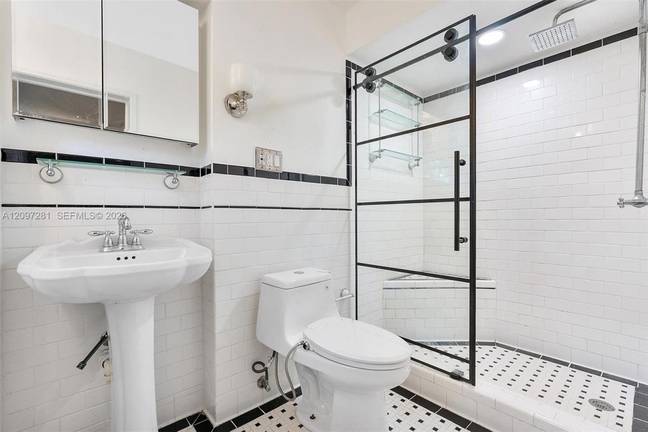 77 NW 106th St , Miami Shores, FL 33150 Photo