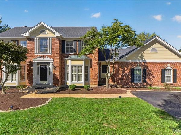 12816 Pelham Estates Drive, St Louis, MO 63131
