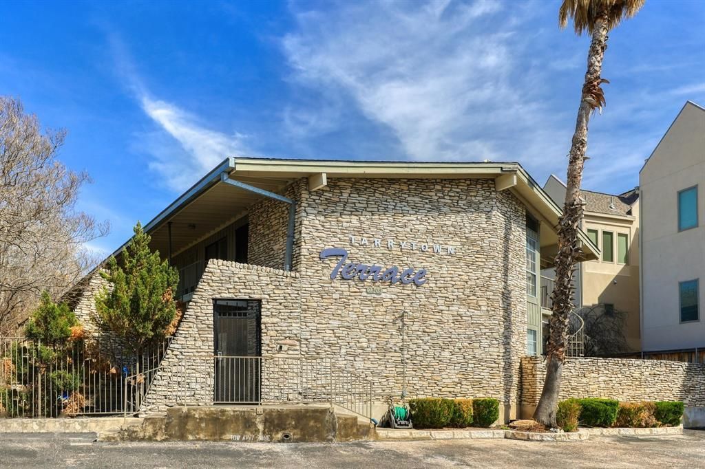 2308 Enfield Rd, Unit 204, Austin, TX 78703 Main Photo