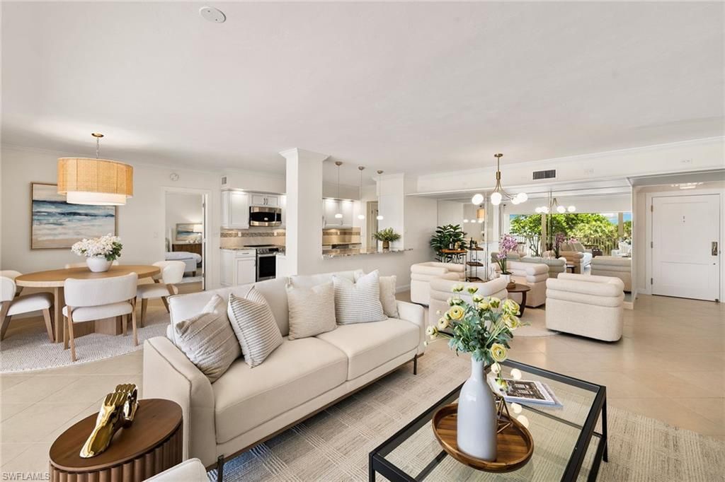 3401 Gulf Shore Blvd N, Unit 205, Naples, FL 34103 Photo