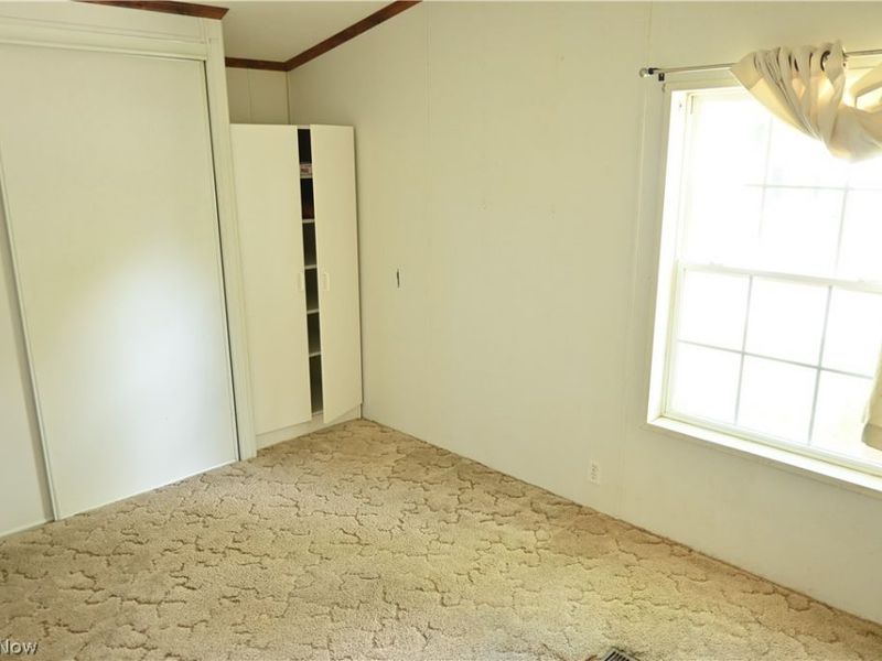13 Grand, Olmsted Township, OH 44138 Photo 17