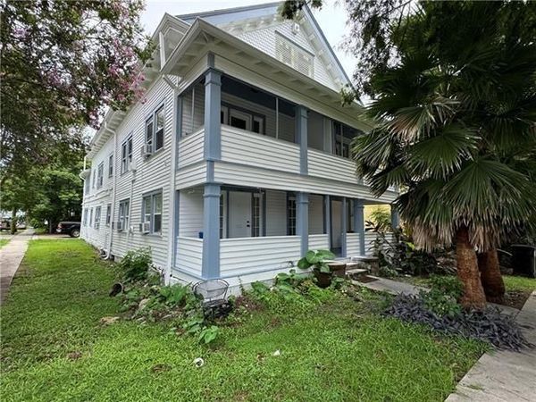 2345 BROADWAY Street , New Orleans, LA 70125