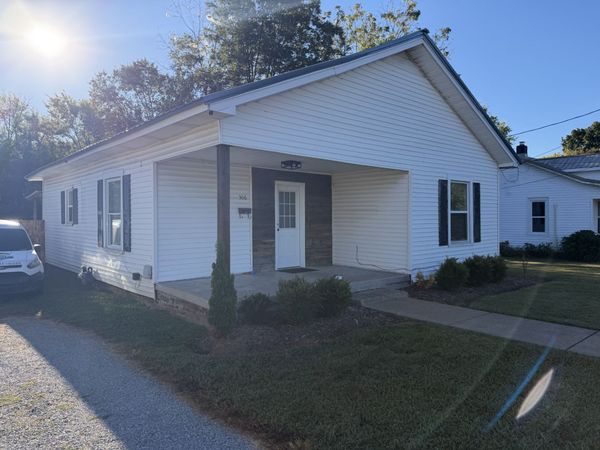 306 Jackson Ave , Lawrenceburg, TN 38464