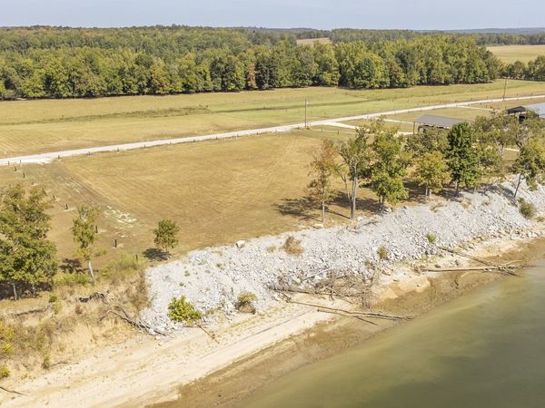 1462 Waterway Drive , Unit 84/103, Bath Springs, TN 38311