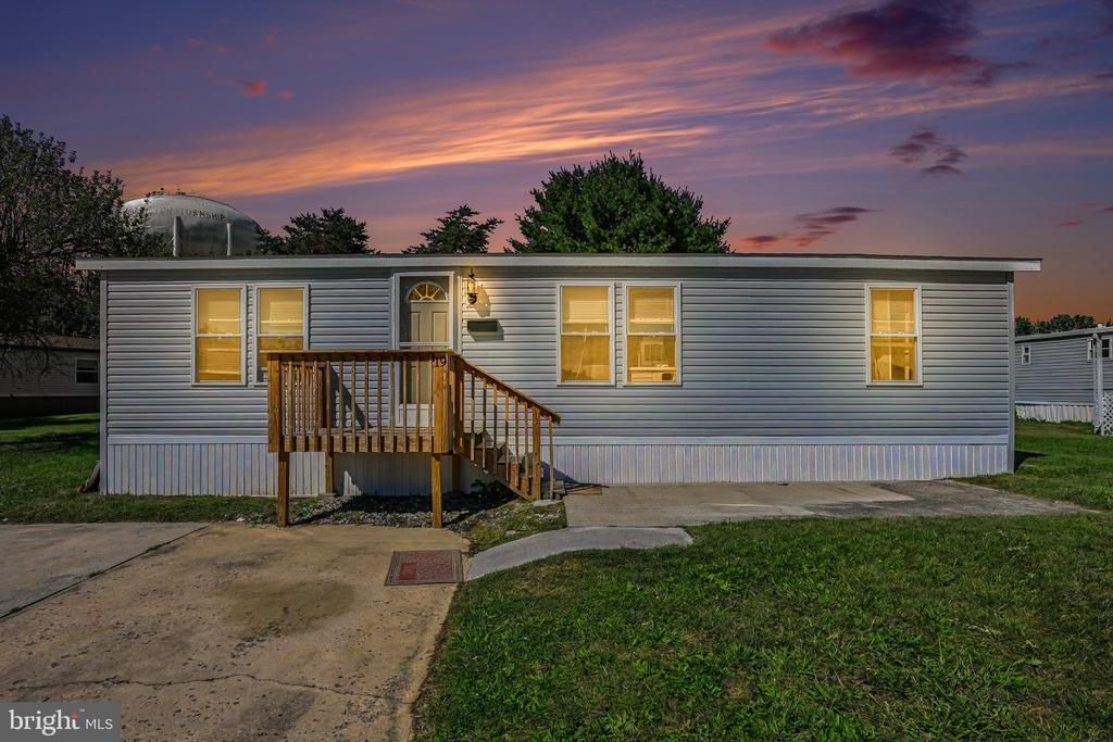 19 HEATHER DRIVE , CARLISLE, PA 17013