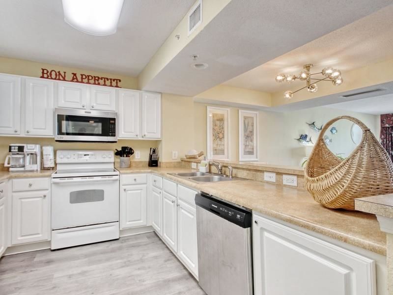 2007 S Ocean Blvd.  Photo 8