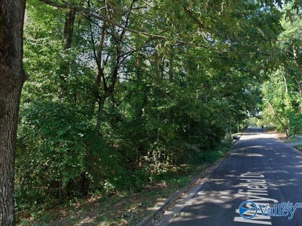 23 Mayfield Drive, Gadsden, AL 35901