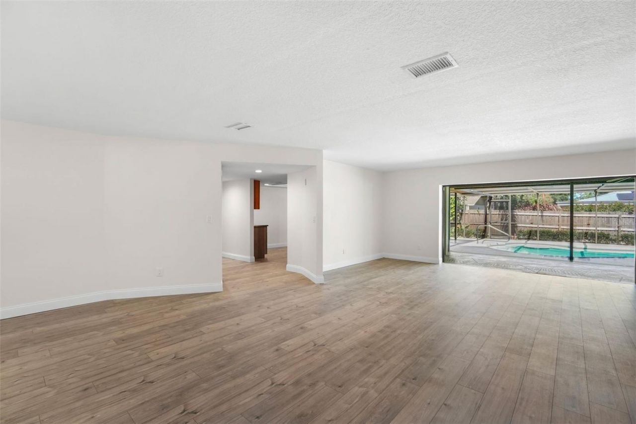 2893 Rollingwood Court, Clearwater, FL 33761 Photo
