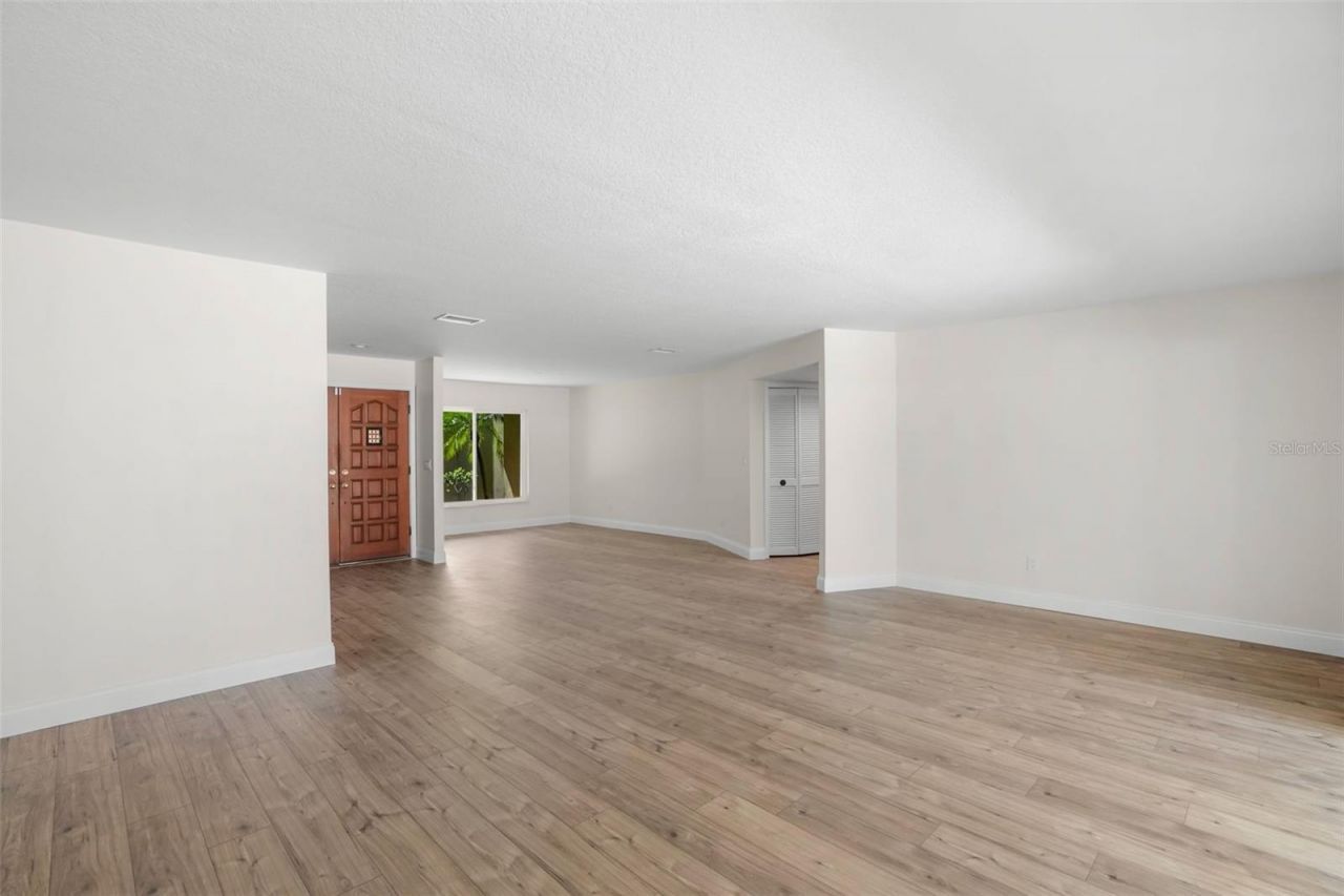 2893 Rollingwood Court, Clearwater, FL 33761 Photo