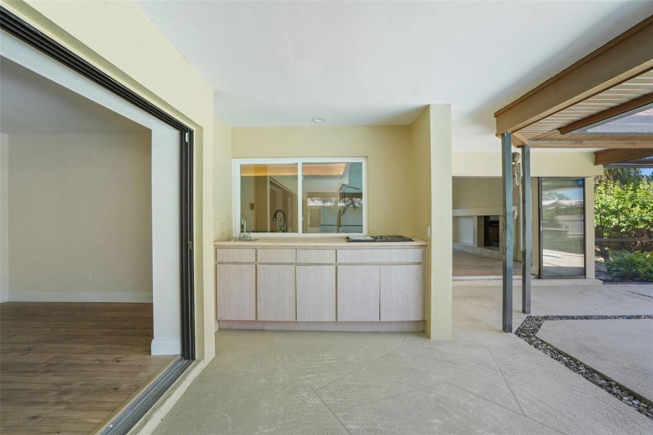 2893 Rollingwood Court, Clearwater, FL 33761 Photo