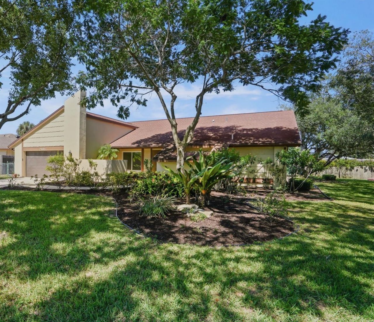 2893 Rollingwood Court, Clearwater, FL 33761 Photo
