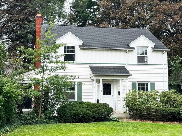 21 Charlton Road , Rochester, NY 14617