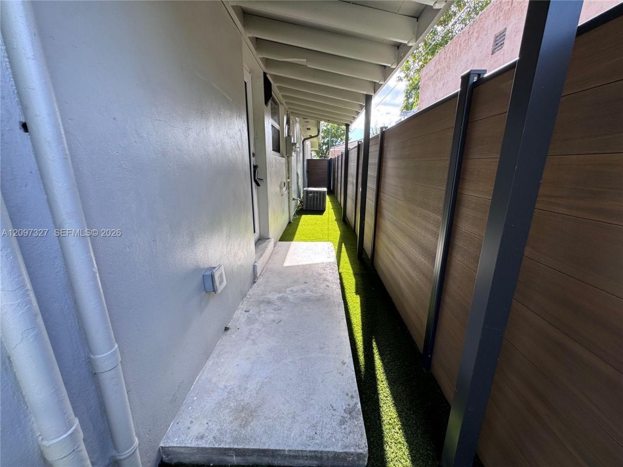 352 SW 17th Rd, Unit 352, Miami, FL 33129 Photo