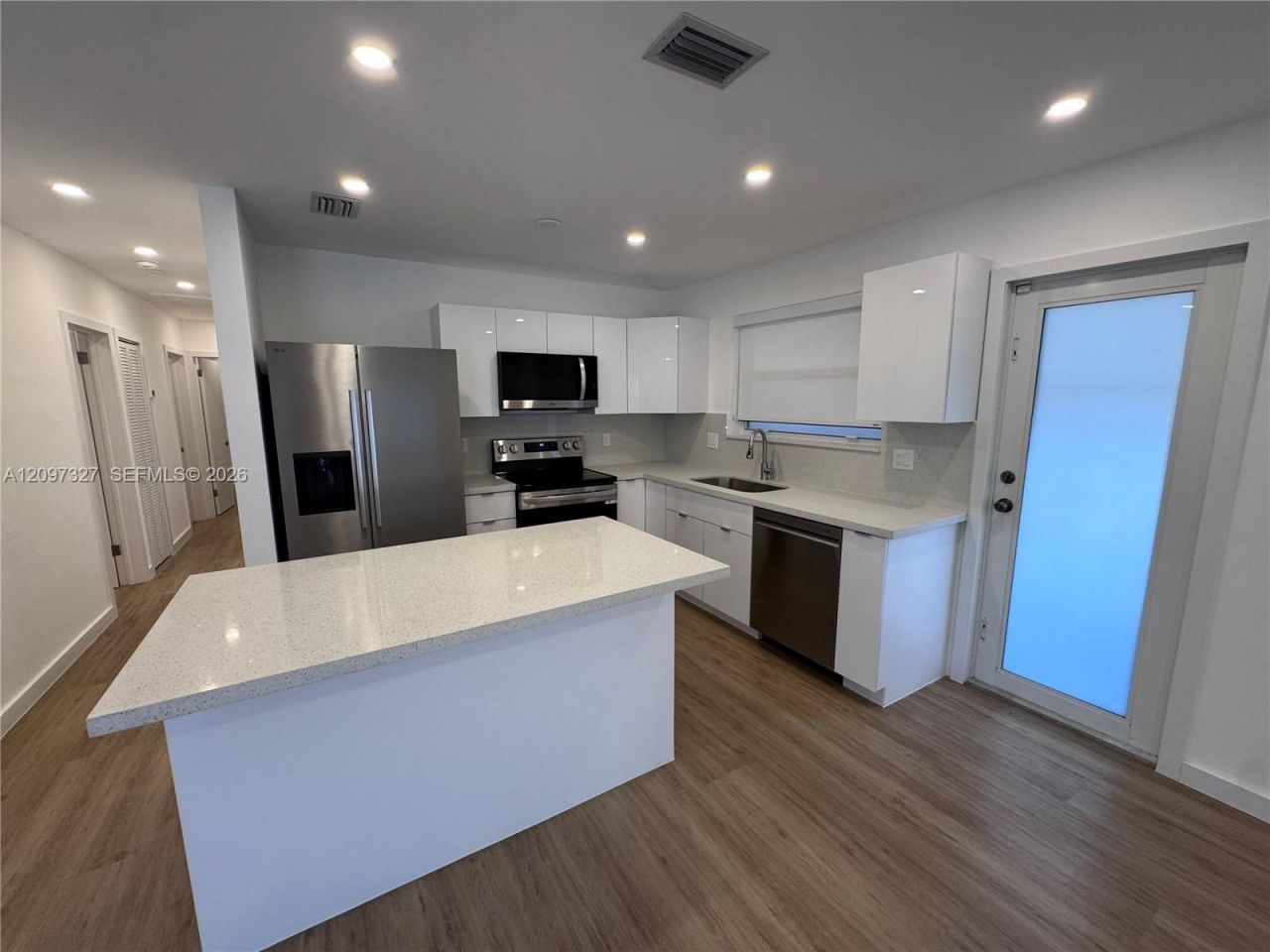 352 SW 17th Rd, Unit 352, Miami, FL 33129 Photo