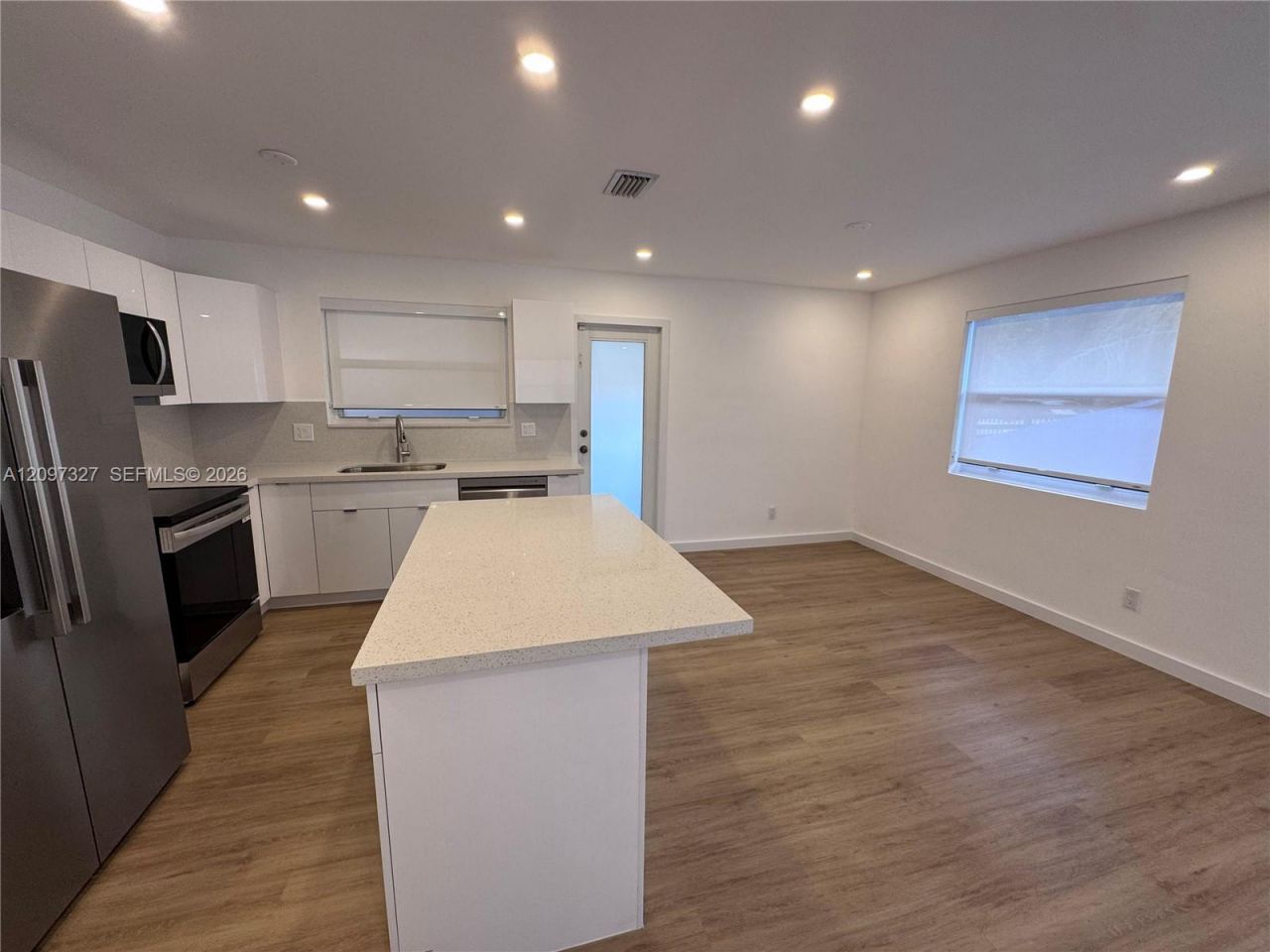352 SW 17th Rd, Unit 352, Miami, FL 33129 Photo