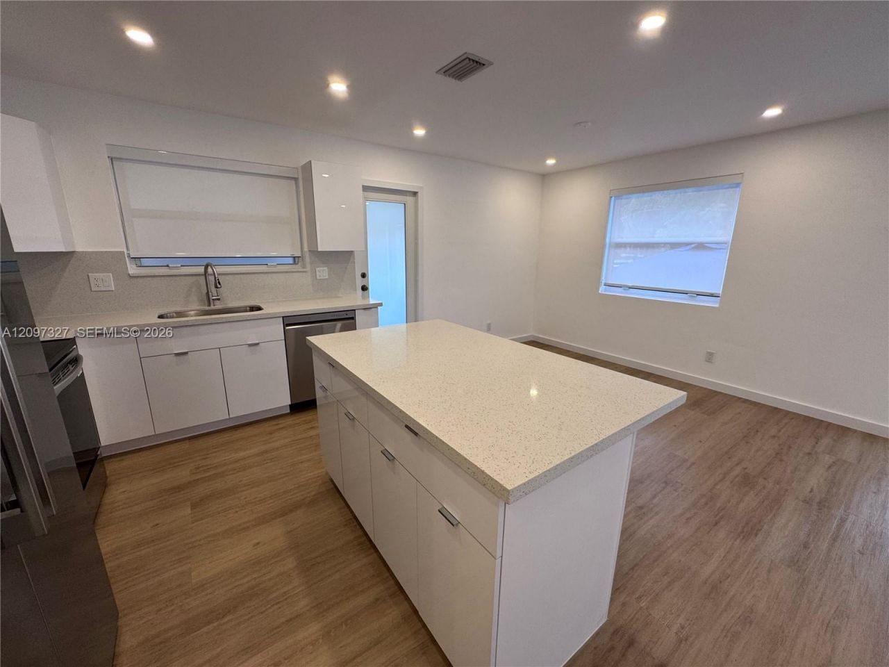 352 SW 17th Rd, Unit 352, Miami, FL 33129 Photo
