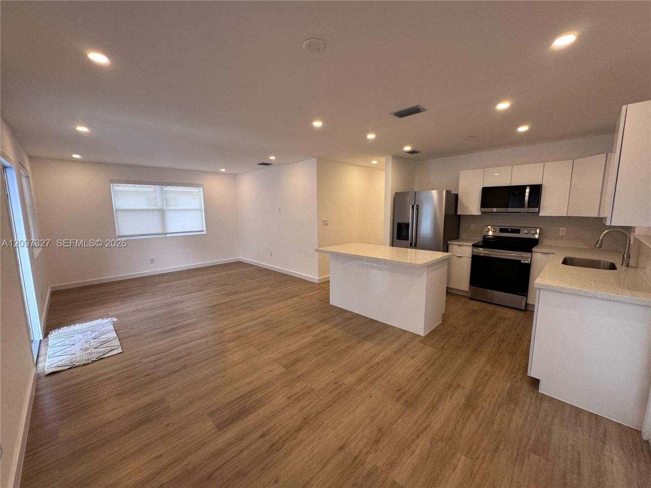 352 SW 17th Rd, Unit 352, Miami, FL 33129 Photo