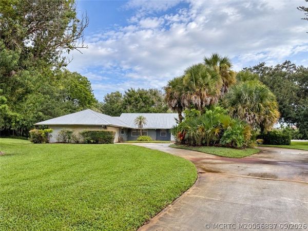 1505 SW Saint Andrews Drive , Palm City, FL 34990